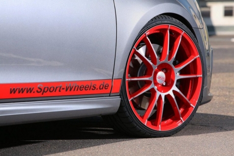Volkswagen Golf VI R 330 HP от Sport-Wheels