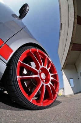 Volkswagen Golf VI R 330 HP от Sport-Wheels