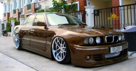 BMW 5 E34 Yakuza Oat