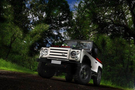 Тюнинг Land Rover Defender от Aznom
