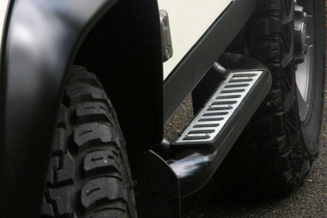 Тюнинг Land Rover Defender от Aznom