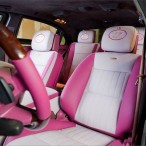 бронированный мерседес с-класса с розовым салоном