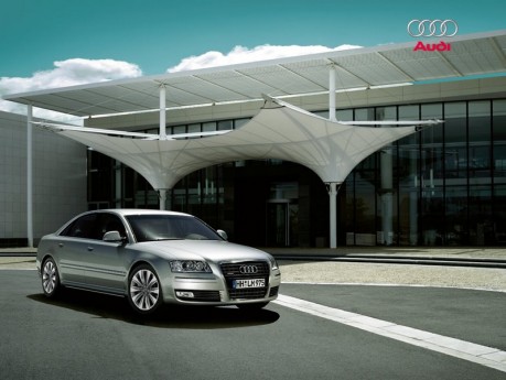 AUDI A8