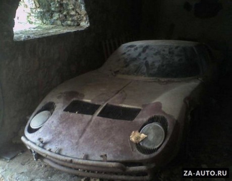 "Ненужные" суперкары (фото)