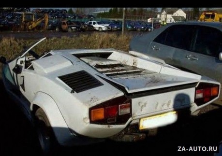 "Ненужные" суперкары (фото)