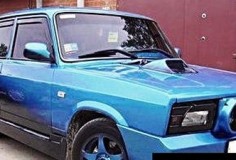 Тюнинг ВАЗ 2105 : “Синяя Молния” (фото)