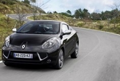 Renault Wind 2011- шальной ветер (фото)