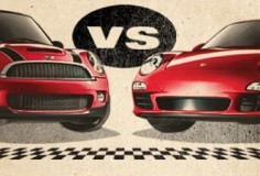 Mini vs Porsche в стиле Рокки 