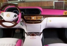 Бронированный Mercedes S-класса со странным салоном