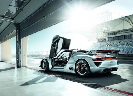 Porsche 918 RSR Coupe