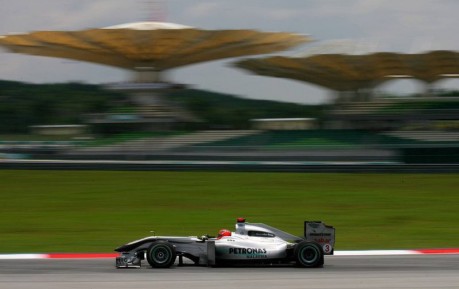 Формула 1: Квалификации гран-при Малайзии 2010