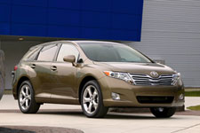 Toyota Venza: в полку кроссоверов прибыло