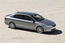 Skoda Superb: флагман рассекречен раньше времени