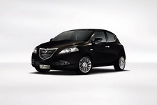 Lancia представила официальные фото модели Ypsilon