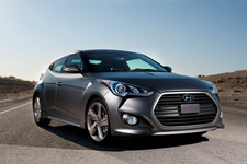 Hyundai представил новые модели Genesis и Veloster