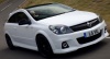 Vauxhall представляет 240-сильный Astra VXR Arctic Special Edition