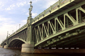 Сити Гид развел мосты