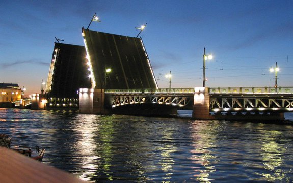 Сити Гид развел мосты
