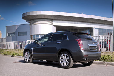 Cadillac SRX 2011: cпрос опередил предложение