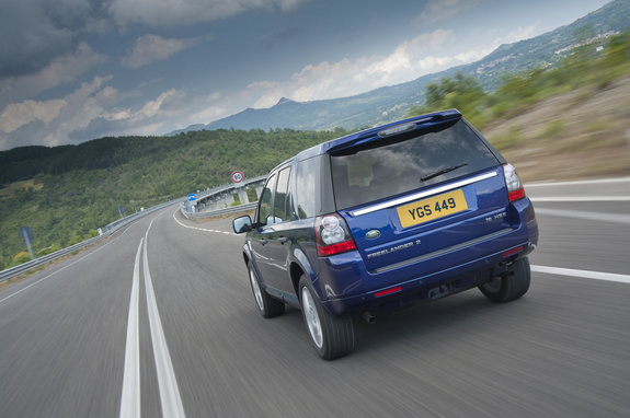 Land Rover Freelander-II: на «паркет»!..