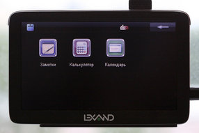  Автонавигатор Lexand ST-610: на большом экране