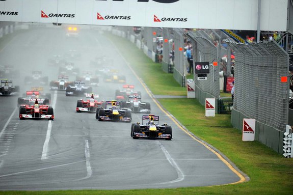 Формула-1: выехали все под дождь…