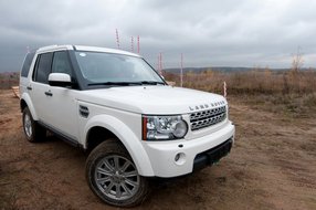 Land Rover Discovery 4: теперь и в России