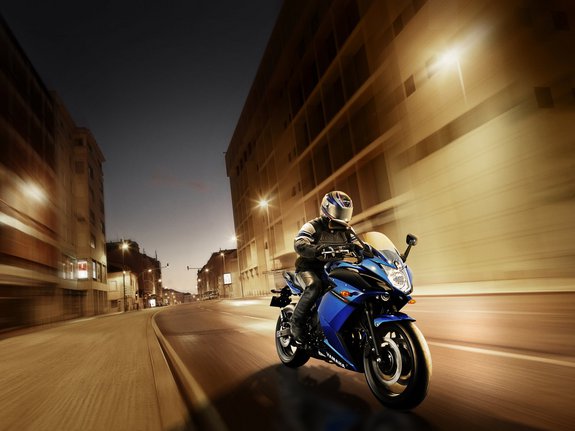 Yamaha XJ6 Diversion F: боец в среднем весе