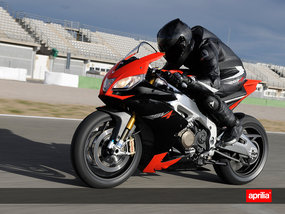 Aprilia RSV4: итальянский «суперспорт»