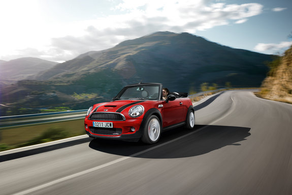 MINI John Cooper Works Cabrio: рвет крышу