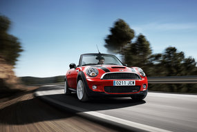 MINI John Cooper Works Cabrio: рвет крышу