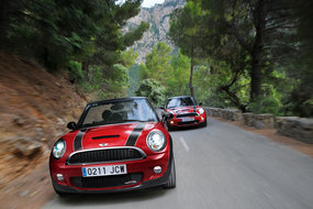 MINI John Cooper Works Cabrio: рвет крышу