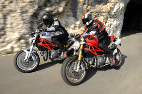 Ducati Monster 1100 и 1100 S