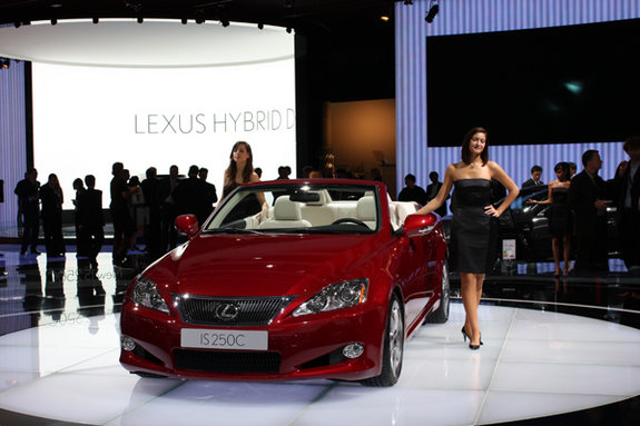 Lexus IS250C