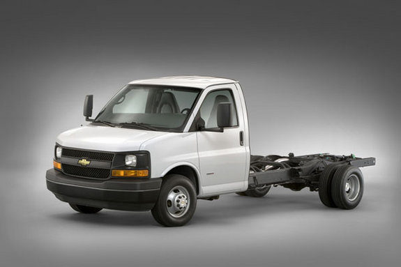 Chevrolet Express/GMC Savana 4500: американская «Газель»