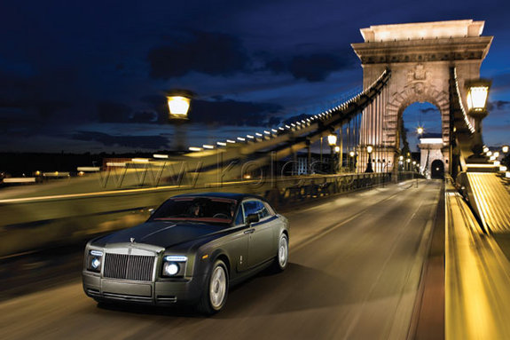 Rolls-Royce Phantom Coupe: британский аристократ