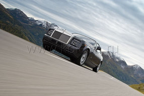 Rolls-Royce Phantom Coupe: британский аристократ