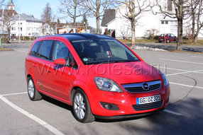 Opel Zafira: на семерых