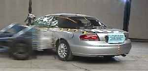 Боковой краш-тест Chrysler Sebring Convertible