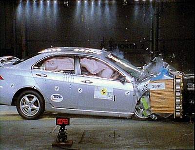 Crash test Honda Accord
