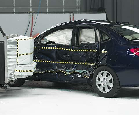 View of the vehicle and barrier just after the crash test
