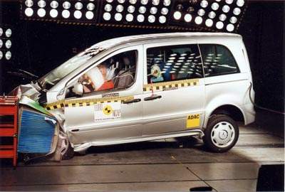 Краш-тест Mercedes-Benz Vaneo