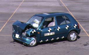 Краш-тест Nissan March