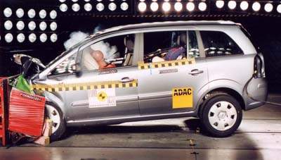 Краш-тест Opel Zafira
