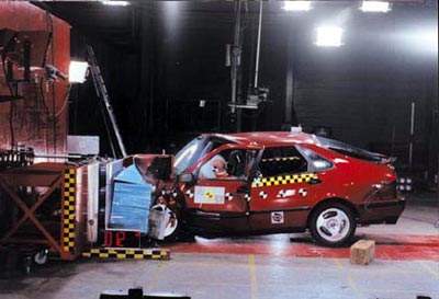 Краш-тест Saab 9-3