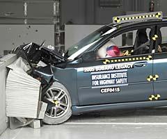 Краш-тест Subaru Legacy