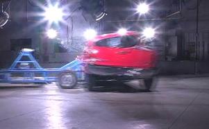 Боковой краш-тест Toyota Tacoma