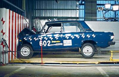 Краш-тест ВАЗ-2105