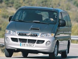 Hyundai H-1 Starex